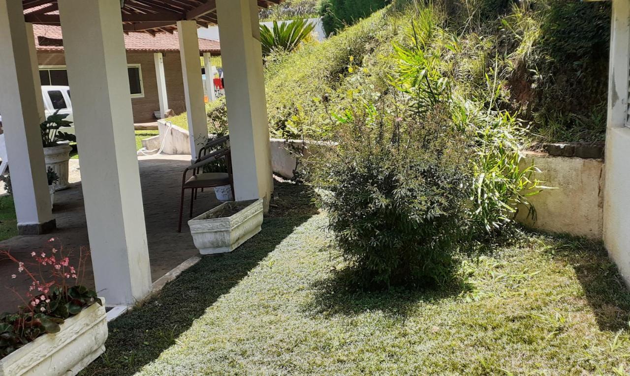 Pousada Pedacinho Do Ceu Chale 2 Cunha Luaran gambar