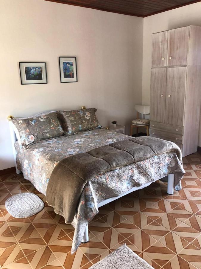 Pousada Pedacinho Do Ceu Chale 2 Cunha Luaran gambar