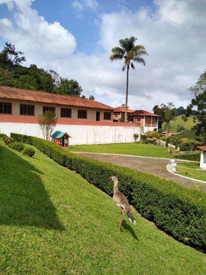 Pousada Pedacinho Do Ceu Chale 2 Cunha Luaran gambar