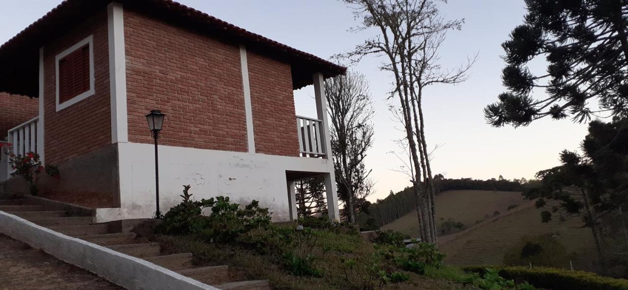 Pousada Pedacinho Do Ceu Chale 2 Cunha Luaran gambar