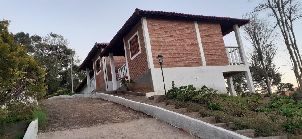 Pousada Pedacinho Do Ceu Chale 2 Cunha Luaran gambar