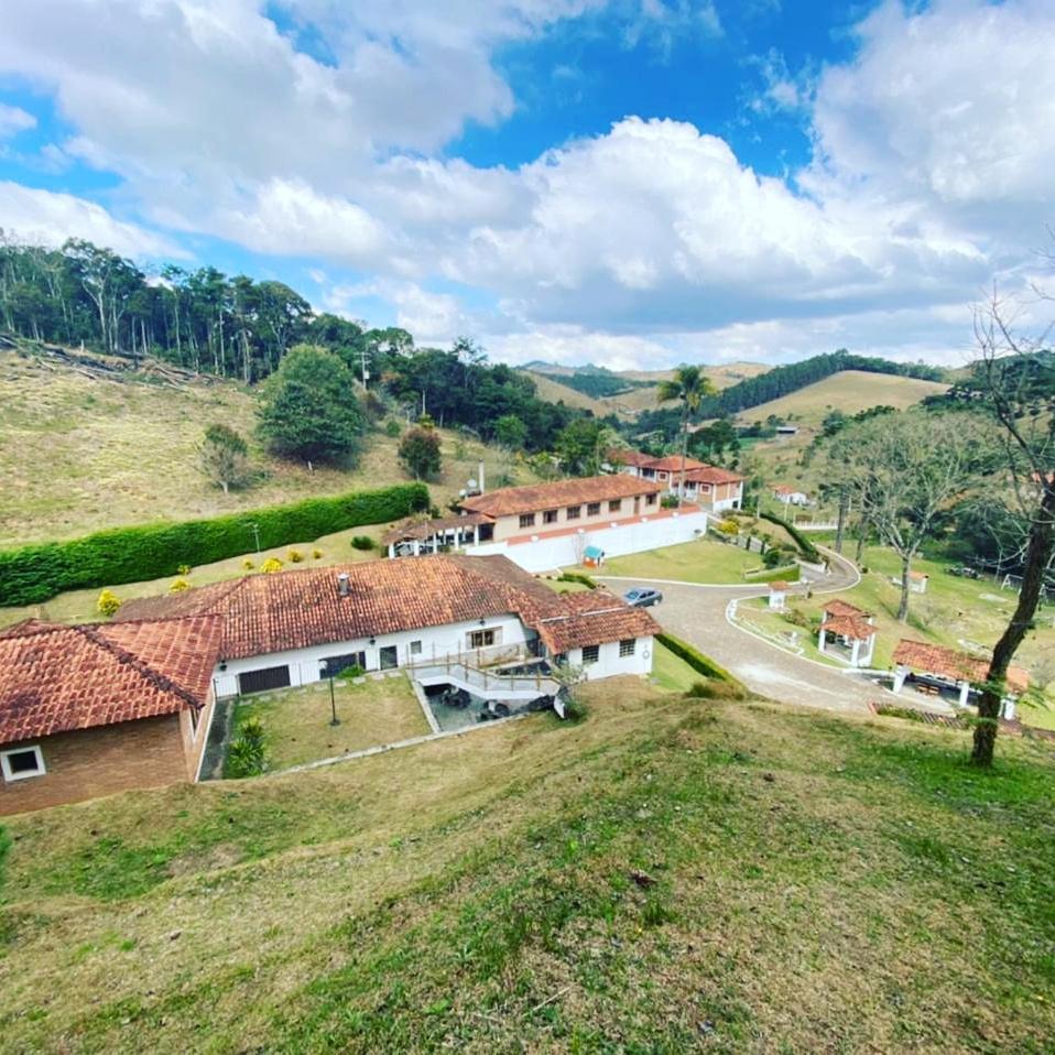Pousada Pedacinho Do Ceu Chale 2 Cunha Luaran gambar